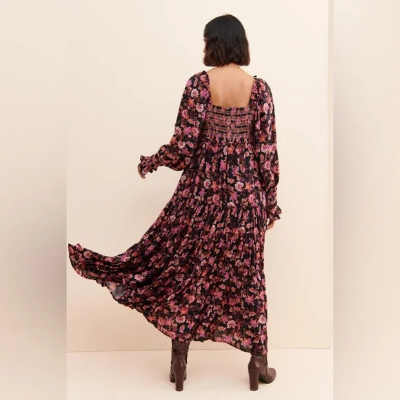 Women’s FREE PEOPLE Sweet Escape Smocked Maxi Dress Medium NWT! Black Floral - Picture 3 of 11